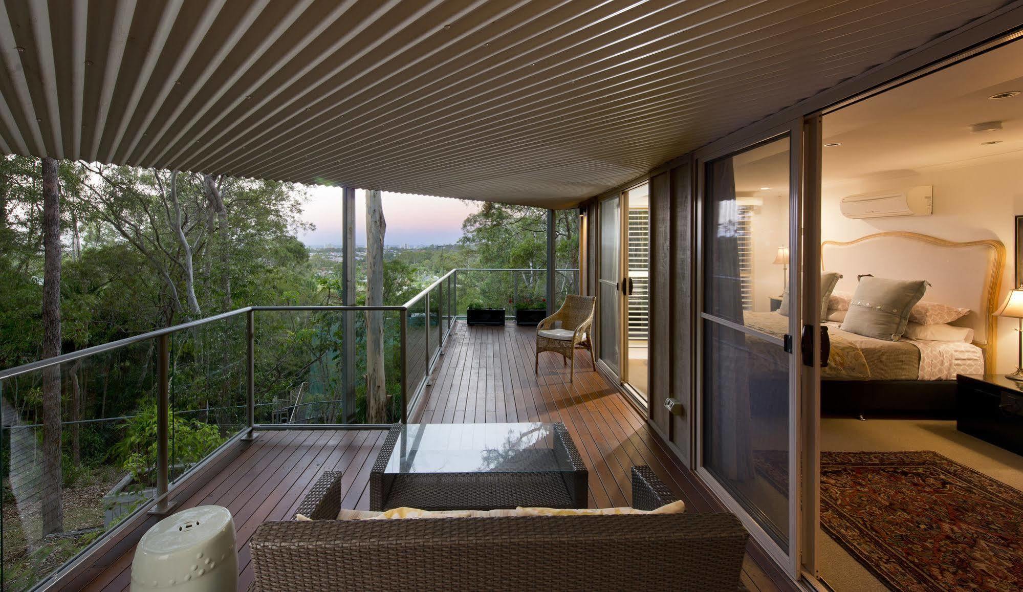 Arabella Guesthouse Alexandra Headland Exterior photo